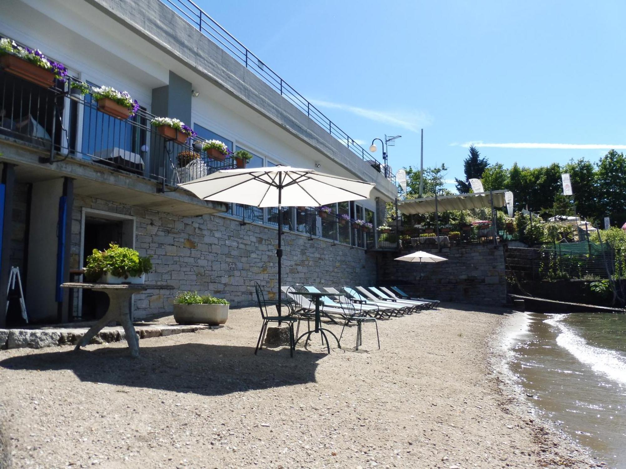 Hotel Beata Giovannina Вербания Екстериор снимка