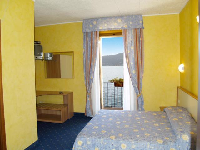 Hotel Beata Giovannina Вербания Екстериор снимка